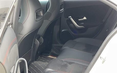 Mercedes-Benz CLA, 2022 год, 2 400 000 рублей, 9 фотография