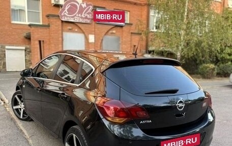 Opel Astra J, 2012 год, 1 130 000 рублей, 2 фотография