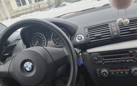 BMW 1 серия, 2008 год, 800 000 рублей, 12 фотография