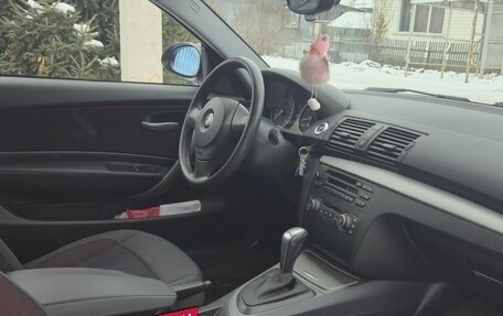 BMW 1 серия, 2008 год, 800 000 рублей, 11 фотография