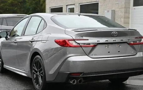 Toyota Camry, 2025 год, 6 300 000 рублей, 2 фотография