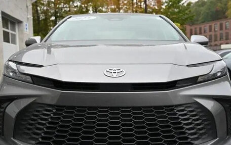 Toyota Camry, 2025 год, 6 300 000 рублей, 5 фотография