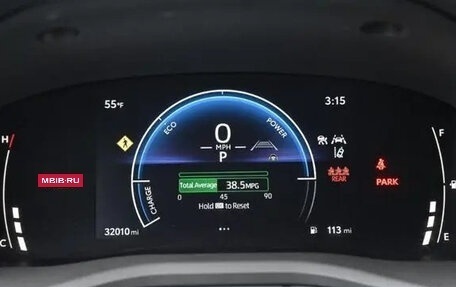 Toyota Camry, 2025 год, 6 300 000 рублей, 12 фотография