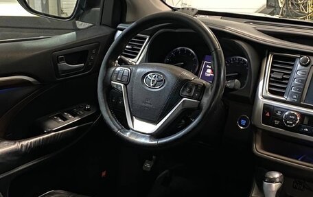 Toyota Highlander III, 2015 год, 3 450 000 рублей, 7 фотография