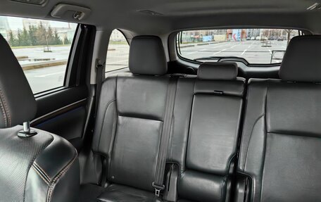 Toyota Highlander III, 2015 год, 2 500 000 рублей, 12 фотография