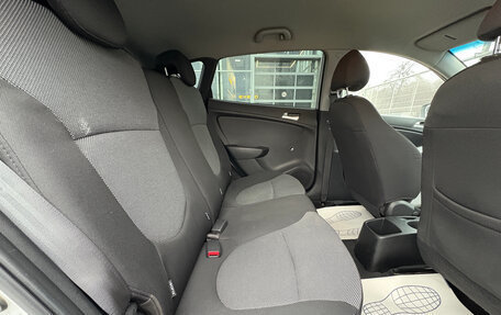 Hyundai Solaris II рестайлинг, 2011 год, 649 000 рублей, 16 фотография