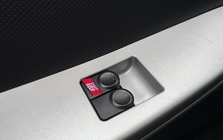 Hyundai Solaris II рестайлинг, 2011 год, 649 000 рублей, 18 фотография