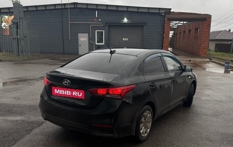 Hyundai Solaris II рестайлинг, 2017 год, 790 000 рублей, 3 фотография