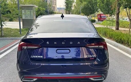 Skoda Octavia IV, 2022 год, 2 300 000 рублей, 5 фотография