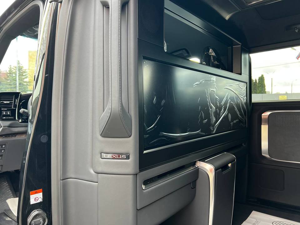 Lexus LM I, 2025 год, 19 400 000 рублей, 22 фотография