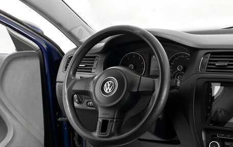 Volkswagen Jetta VI, 2011 год, 1 049 000 рублей, 6 фотография