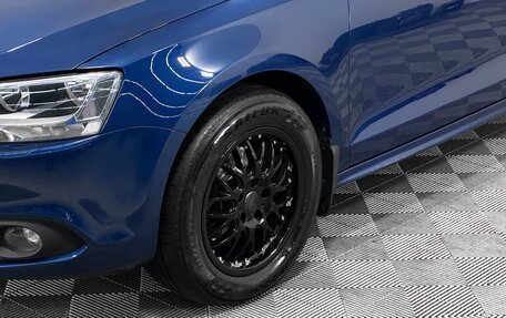 Volkswagen Jetta VI, 2011 год, 1 049 000 рублей, 13 фотография