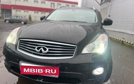 Infiniti QX50 I рестайлинг, 2013 год, 1 570 000 рублей, 5 фотография