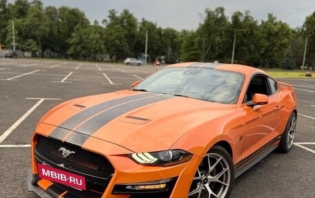 Ford Mustang VI рестайлинг, 2020 год, 4 500 000 рублей, 2 фотография