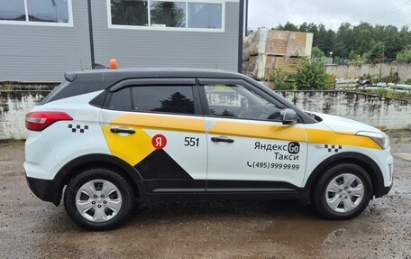 Hyundai Creta I рестайлинг, 2019 год, 1 023 000 рублей, 8 фотография