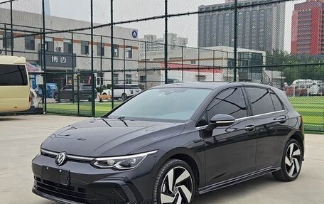 Volkswagen Golf VIII, 2022 год, 2 020 000 рублей, 1 фотография