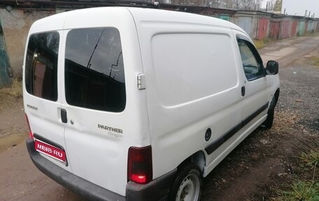 Peugeot Partner II рестайлинг 2, 2010 год, 300 000 рублей, 1 фотография