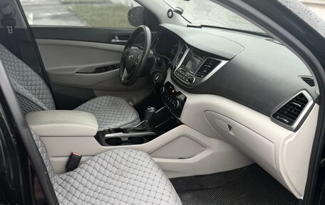 Hyundai Tucson III, 2016 год, 2 050 000 рублей, 10 фотография