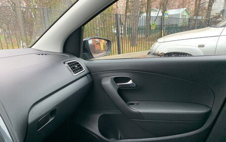 Volkswagen Polo VI (EU Market), 2019 год, 1 075 000 рублей, 21 фотография