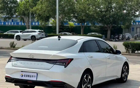 Hyundai Elantra, 2021 год, 1 080 000 рублей, 4 фотография