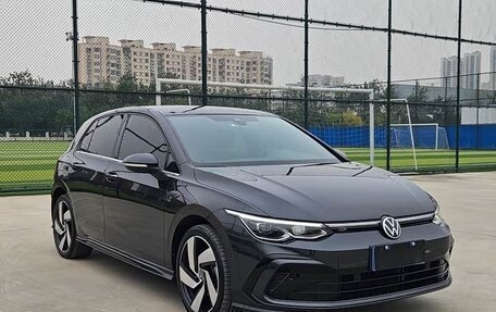 Volkswagen Golf VIII, 2022 год, 2 020 000 рублей, 3 фотография