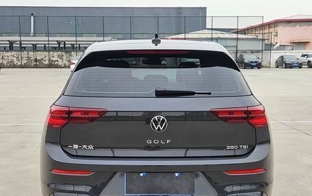 Volkswagen Golf VIII, 2022 год, 2 020 000 рублей, 5 фотография