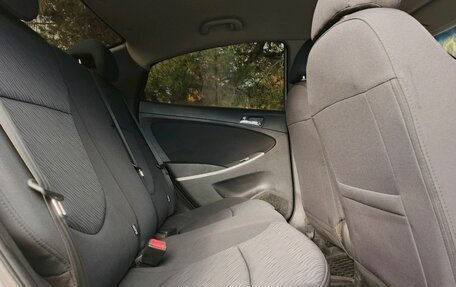 Hyundai Solaris II рестайлинг, 2011 год, 509 000 рублей, 24 фотография