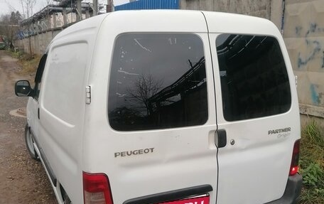 Peugeot Partner II рестайлинг 2, 2010 год, 300 000 рублей, 5 фотография