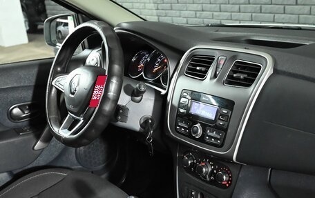 Renault Sandero II рестайлинг, 2019 год, 1 380 000 рублей, 11 фотография