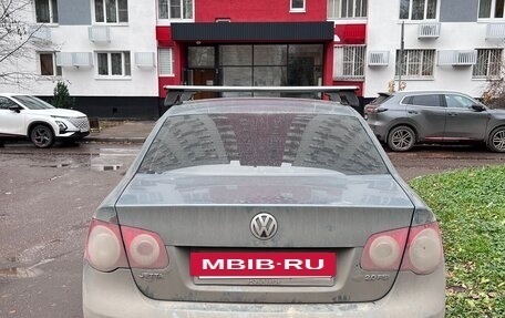 Volkswagen Jetta VI, 2006 год, 280 000 рублей, 3 фотография