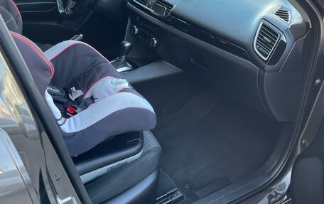 Mazda 3, 2015 год, 1 400 000 рублей, 14 фотография