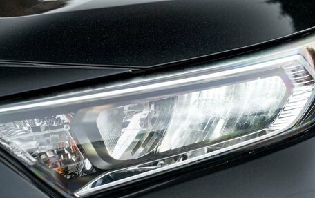 Toyota RAV4, 2019 год, 3 430 000 рублей, 7 фотография