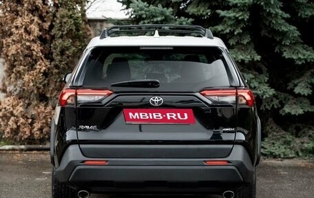 Toyota RAV4, 2019 год, 3 430 000 рублей, 13 фотография