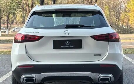 Mercedes-Benz GLA, 2022 год, 2 350 000 рублей, 5 фотография