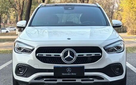 Mercedes-Benz GLA, 2022 год, 2 350 000 рублей, 2 фотография