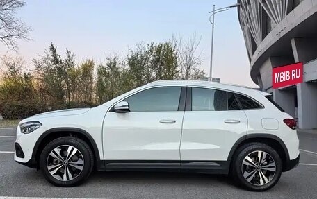 Mercedes-Benz GLA, 2022 год, 2 350 000 рублей, 7 фотография