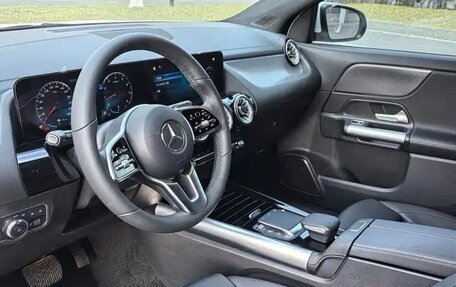 Mercedes-Benz GLA, 2022 год, 2 350 000 рублей, 9 фотография