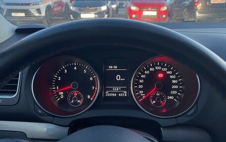 Volkswagen Golf VI, 2011 год, 600 000 рублей, 3 фотография