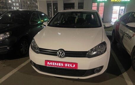 Volkswagen Golf VI, 2011 год, 600 000 рублей, 2 фотография