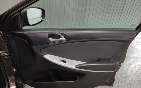 Hyundai Solaris II рестайлинг, 2015 год, 790 000 рублей, 16 фотография