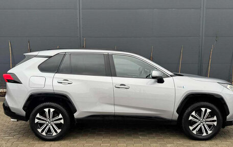 Toyota RAV4, 2021 год, 2 760 000 рублей, 3 фотография