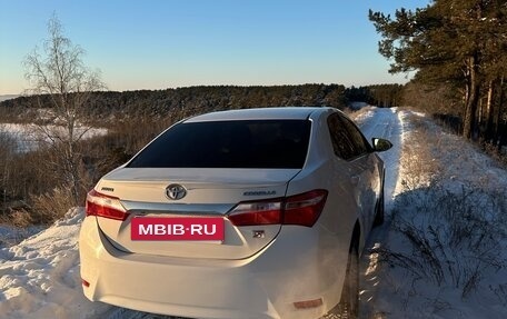 Toyota Corolla, 2013 год, 1 300 000 рублей, 4 фотография