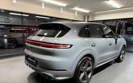 Porsche Cayenne III, 2025 год, 35 990 000 рублей, 3 фотография