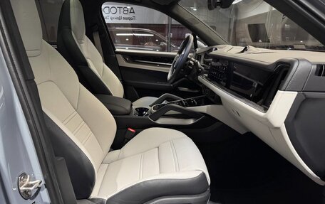 Porsche Cayenne III, 2025 год, 35 990 000 рублей, 21 фотография