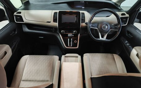 Nissan Serena IV, 2017 год, 1 720 000 рублей, 14 фотография