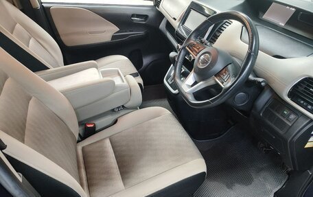 Nissan Serena IV, 2017 год, 1 720 000 рублей, 15 фотография