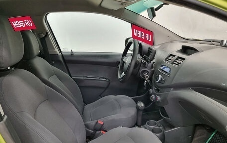 Chevrolet Spark III, 2013 год, 643 000 рублей, 10 фотография