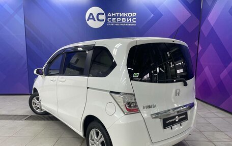 Honda Freed I, 2013 год, 1 350 000 рублей, 6 фотография