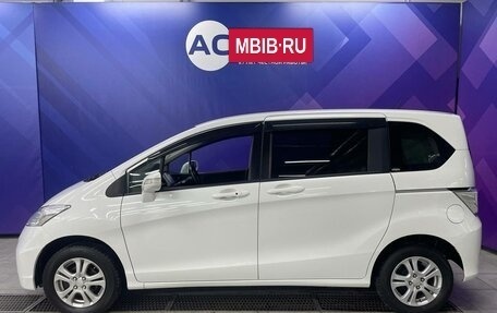 Honda Freed I, 2013 год, 1 350 000 рублей, 5 фотография