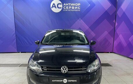 Volkswagen Polo VI (EU Market), 2010 год, 700 000 рублей, 2 фотография